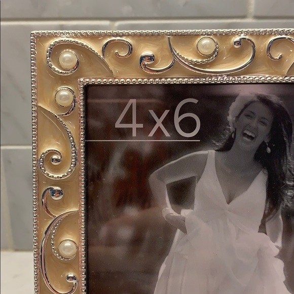 4x6 Photo Frame - Picture 4 of 5